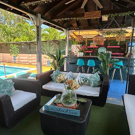 Bed and Breakfast Hidden Gem Barbados Крайст-Черч Экстерьер фото